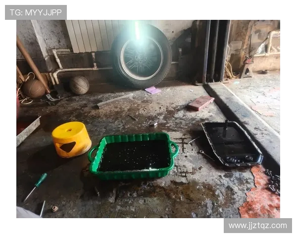 挖掘机曲轴油封漏油处理